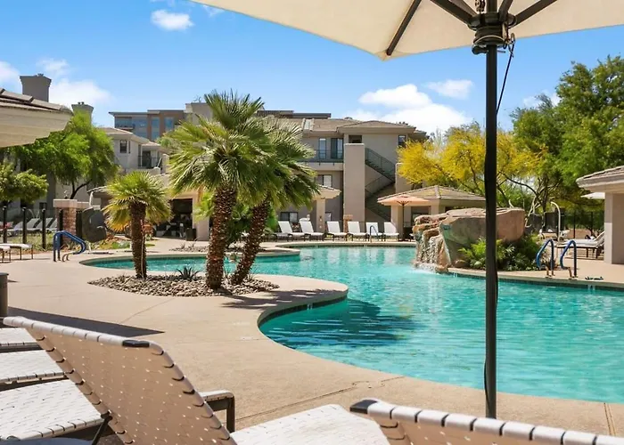 2br Cozysuites At Kierland Commons With Pool #02 Apartment Scottsdale