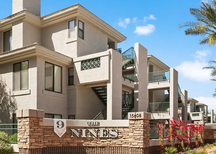 2br Cozysuites At Kierland Commons With Pool #02 *